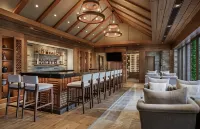 Dusit Thani Himalayan Resort - bar