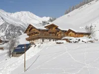 Apartmenthaus Gutwenger in Innervillgraten Hotels in 