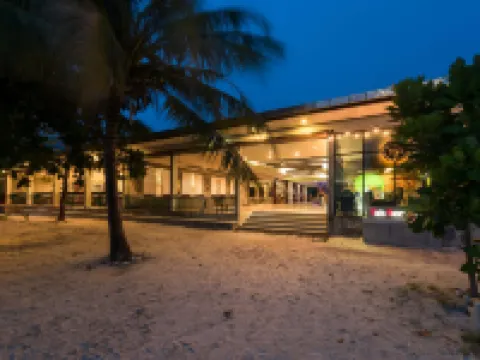 瓦林海灘度假村 麗貝島住宿飯店