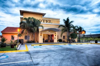 Zar Queretaro Hotels in 