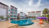 Saint Tropez Beach Hotel - Beach