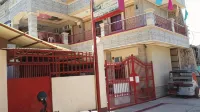 Eden Travellers Lodge