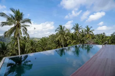 아마누바 에르사데바 리조트 젬브라나 발리 네가라 호텔