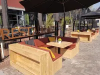 Hotel Bieze - parkir