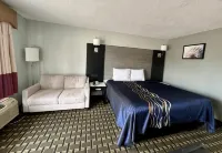 Red Carpet Inn - Natchez - balcony