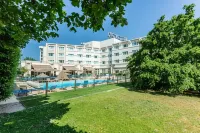 Novotel Bourges - piscina