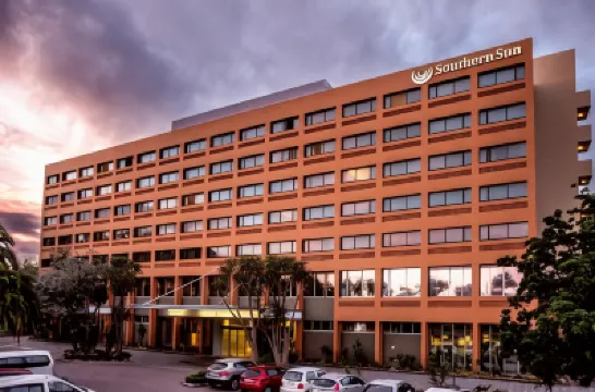 Southern Sun Newlands Hotels near Claremont