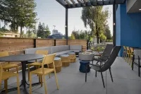Home2 Suites By Hilton Rohnert Park Sonoma County فنادق في Rohnert Park