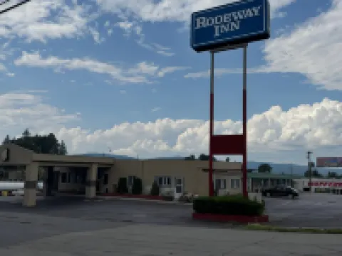 โรดเวย์ อินน์ ดันมอร์ โรงแรมในDunmore