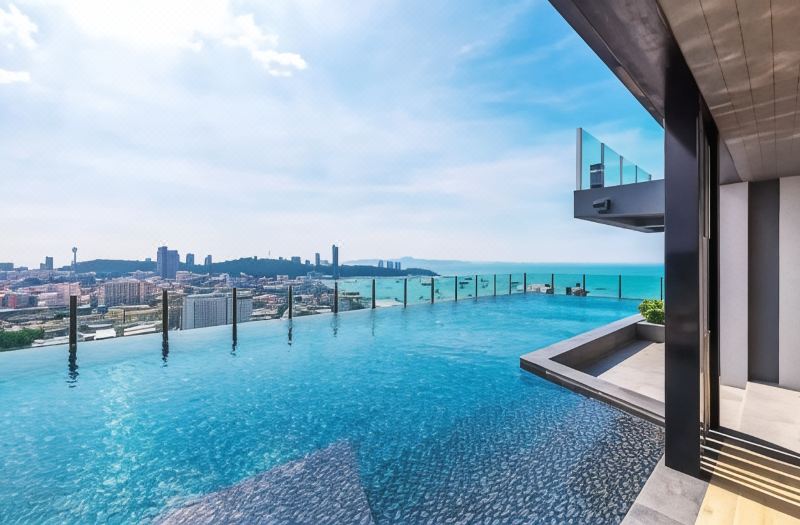 Pattaya Central Sea View Pool Suite photo 2