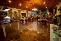Emdoneni Lodge with Zululand Cat Conservation Project - Breakfast