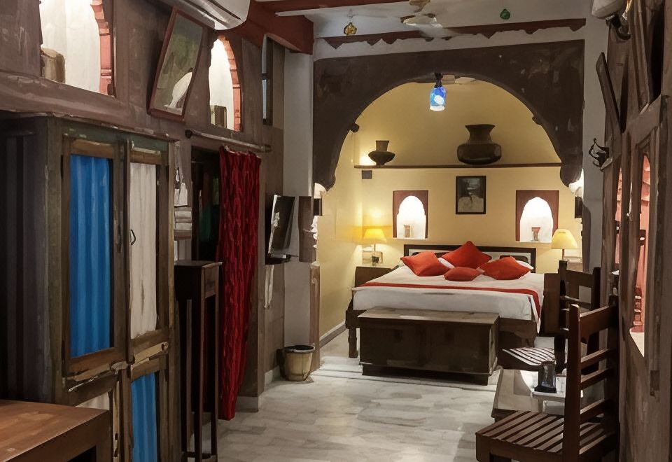 Raj Mandir Boutique Home Stay