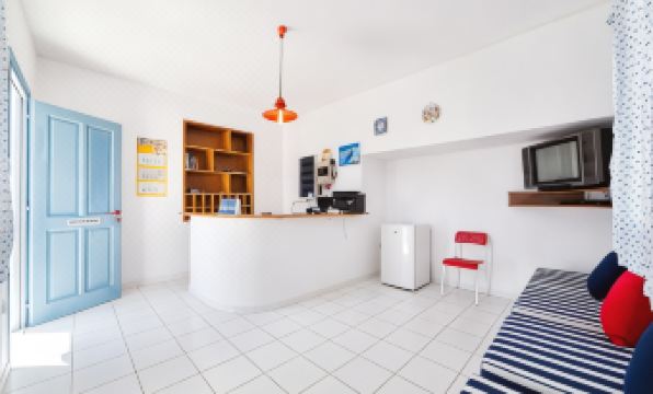 Fivos Apartments