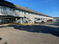 Seabird Lodge Fort Bragg - parking