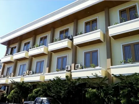 Athaya Hotel Kendari Отели в г. Mandonga