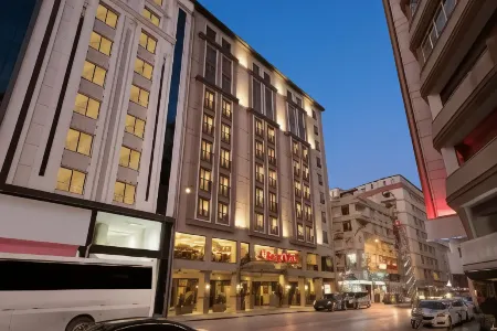 Ramada Hotel & Suites by Wyndham Adana