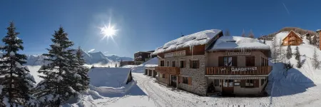 Hôtel les Gardettes Отели в г. Сент-Аполлинер