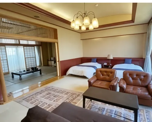 Tabinoteitaku Yakurai Rinsenkan Hotels in Kami