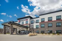 Best Western Plus at la Crescent Event Center Hotels in Pleasant Hill Township