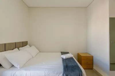 House With 2 Suites and Barbecue Lrm0226 Hotels near Itapema Beach