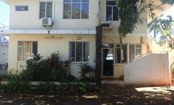 Le Cactus Guesthouse