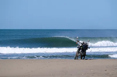 クリスチャン・エラゾ Pulpería Garcia Uriza周辺のホテル