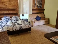 Toora Lodge Motel Hotels in Foster