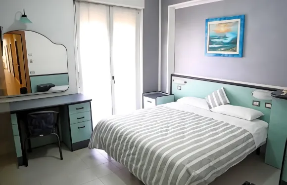 聖納扎里奧酒店