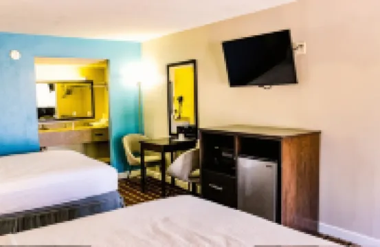 Days Inn by Wyndham Little River