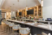 Cambria Hotel Copper Mountain - bar