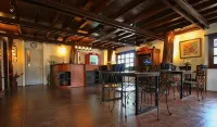 Travelbee Heritage Inn - 2 stelle
