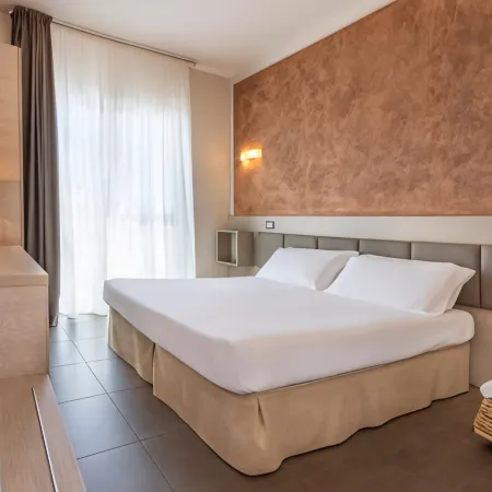Hotel Helvetia Отели рядом с достопримечательностью «Фаро»