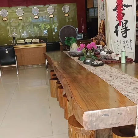 Shiji Jinyuan Business Hotel