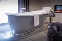Wolfscastle Country Hotel - Villas