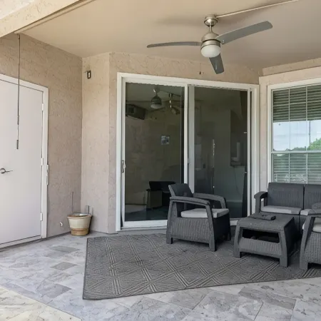 Amazing 2-bedroom Condo in Val Vista Lakes area in Gilbert Az! Pet Friendly!