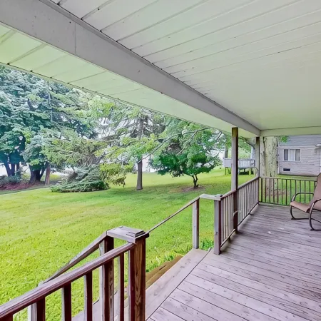 Lovely 4-bedroom house in Lexington with AC and WiFi