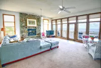 HEATED pool/waterfront/private pier/tennis/hot tub/kayaks/SUPs/8bed 6bath