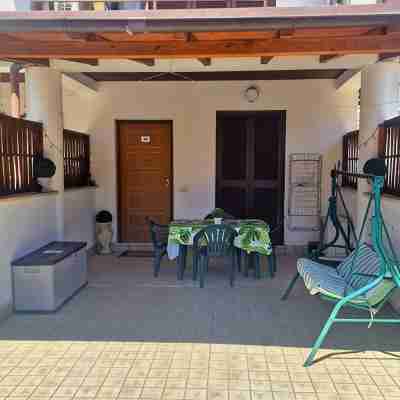 Apartment 5 min from Airport, Self Check-in h24, Private Garden, Wi-Fi, A/C, TV Others