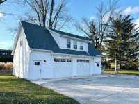 The Nature Loft: New 2-Br Apartment in Troy with Green Space + Patio