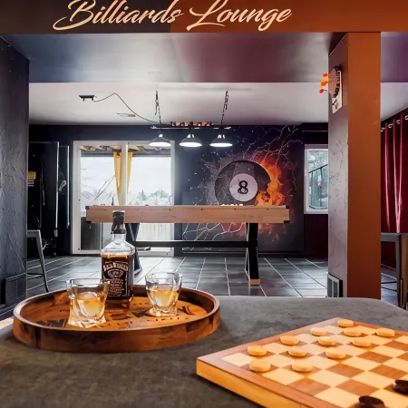 Game Room & Hot Tub, 12 mi to Red Rocks