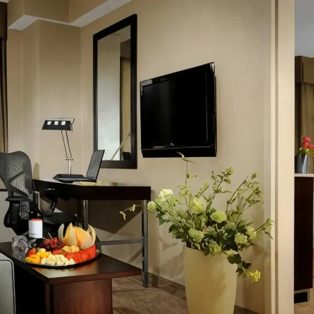 Hilton Garden Inn West 35th Street Отели рядом с достопримечательностью «Челси»