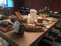 Aenos Hotel - Aamiainen