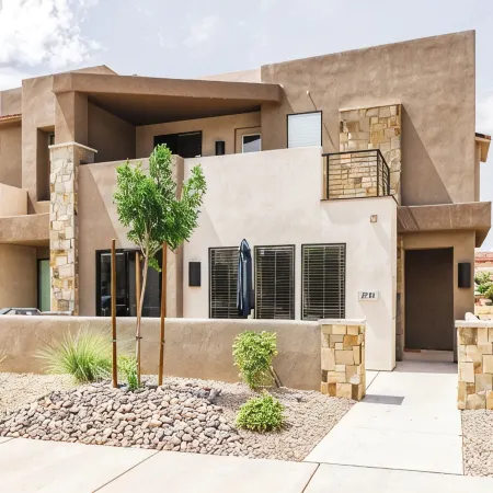 6BR/6.5BA, POOL, Hot Tub, Game Room, Golf--Sleeps 22!
