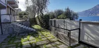 Villa on LAKE with private dock.