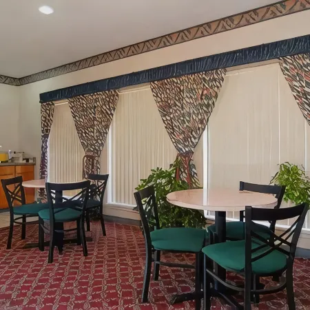 Econo Lodge Texarkana I-30