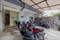RedDoorz Plus @ D San Residence Buah Batu