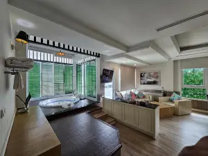 A-Te Chumphon Hotel