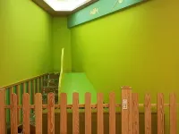 Happiness YES Hostel Hotels near Yilan Sancing Temple