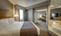 Monte Carlo Inn Vaughan Suites