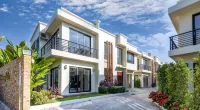 Hideaway Lake Villas Ξενοδοχεία στην πόλη Layan